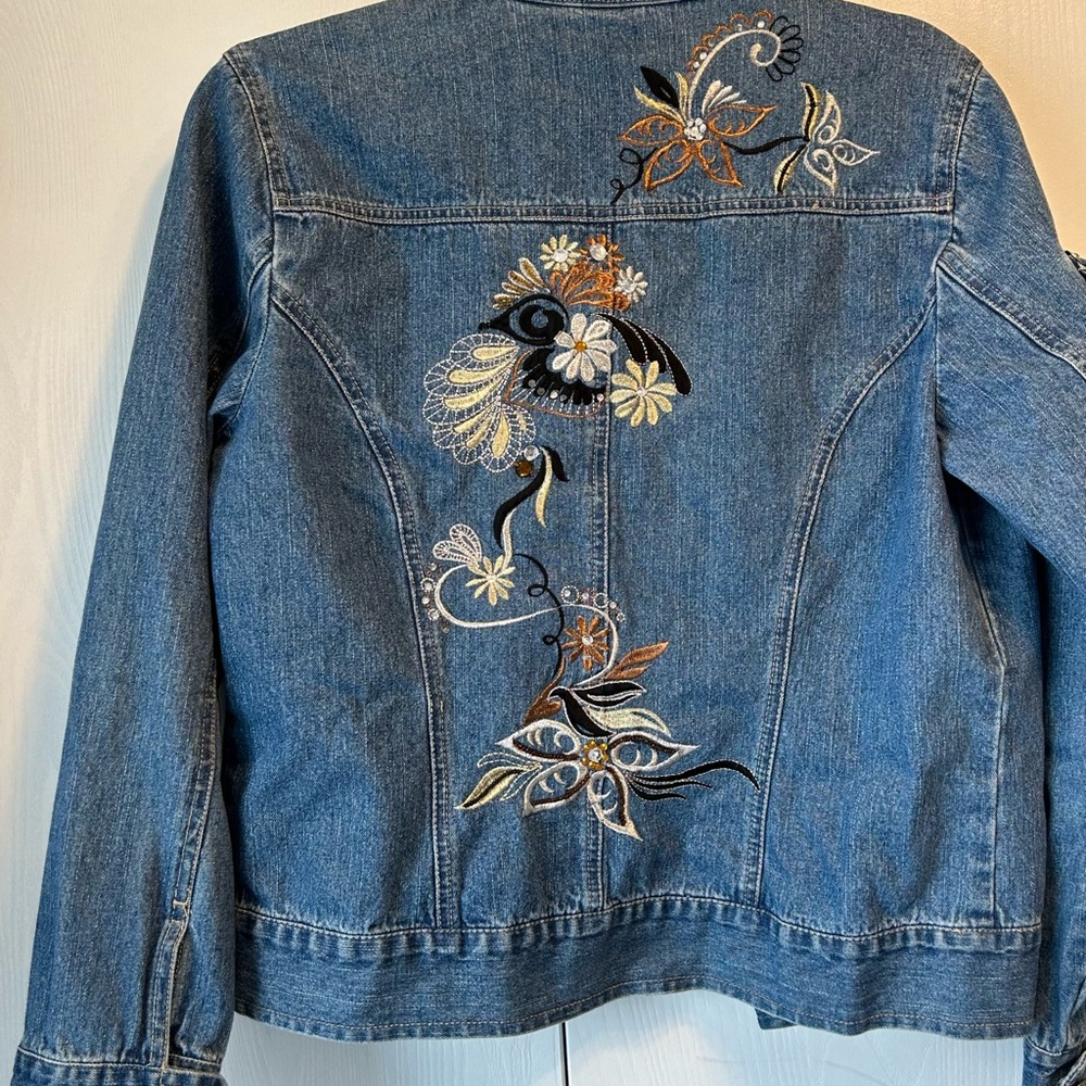 Jean jacket - Picture 3 of 7